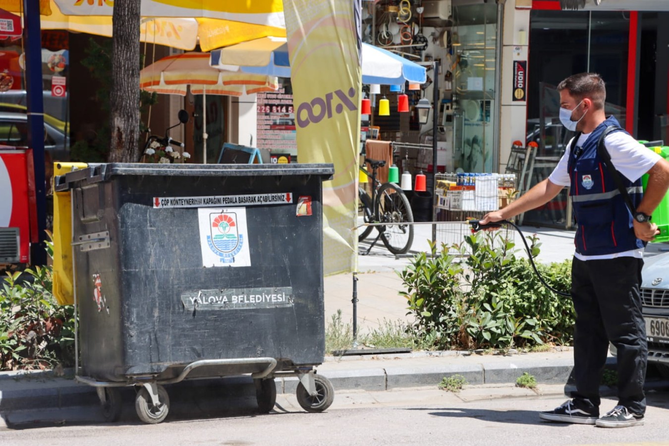 YALOVA BELEDİYESİ’NDEN 14 MAHALLEDE İLAÇLAMA ÇALIŞMASI