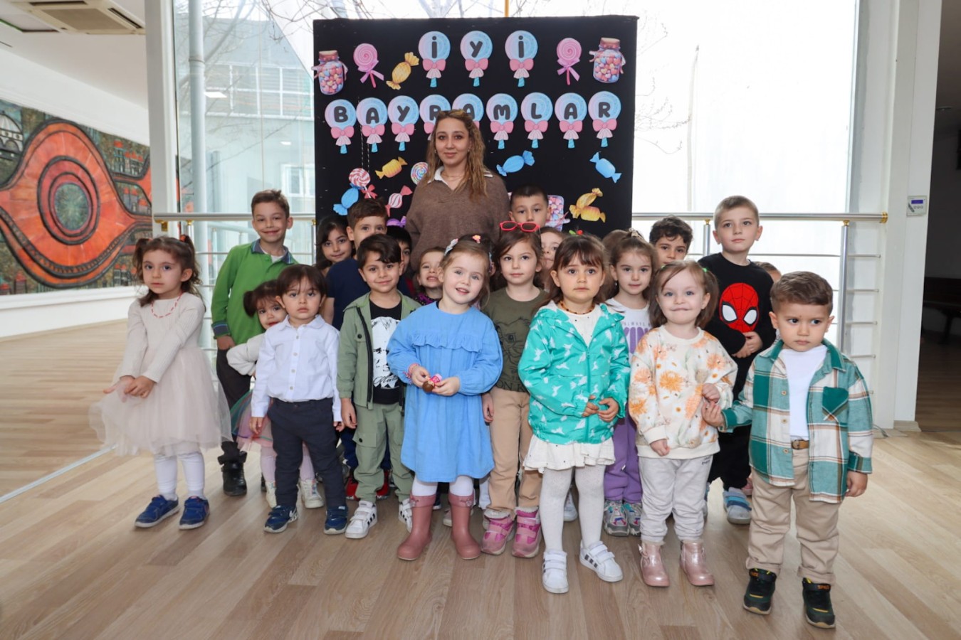 YALOVA BELEDİYESİ’NDEN MİNİKLERE BAYRAM SÜRPRİZİ