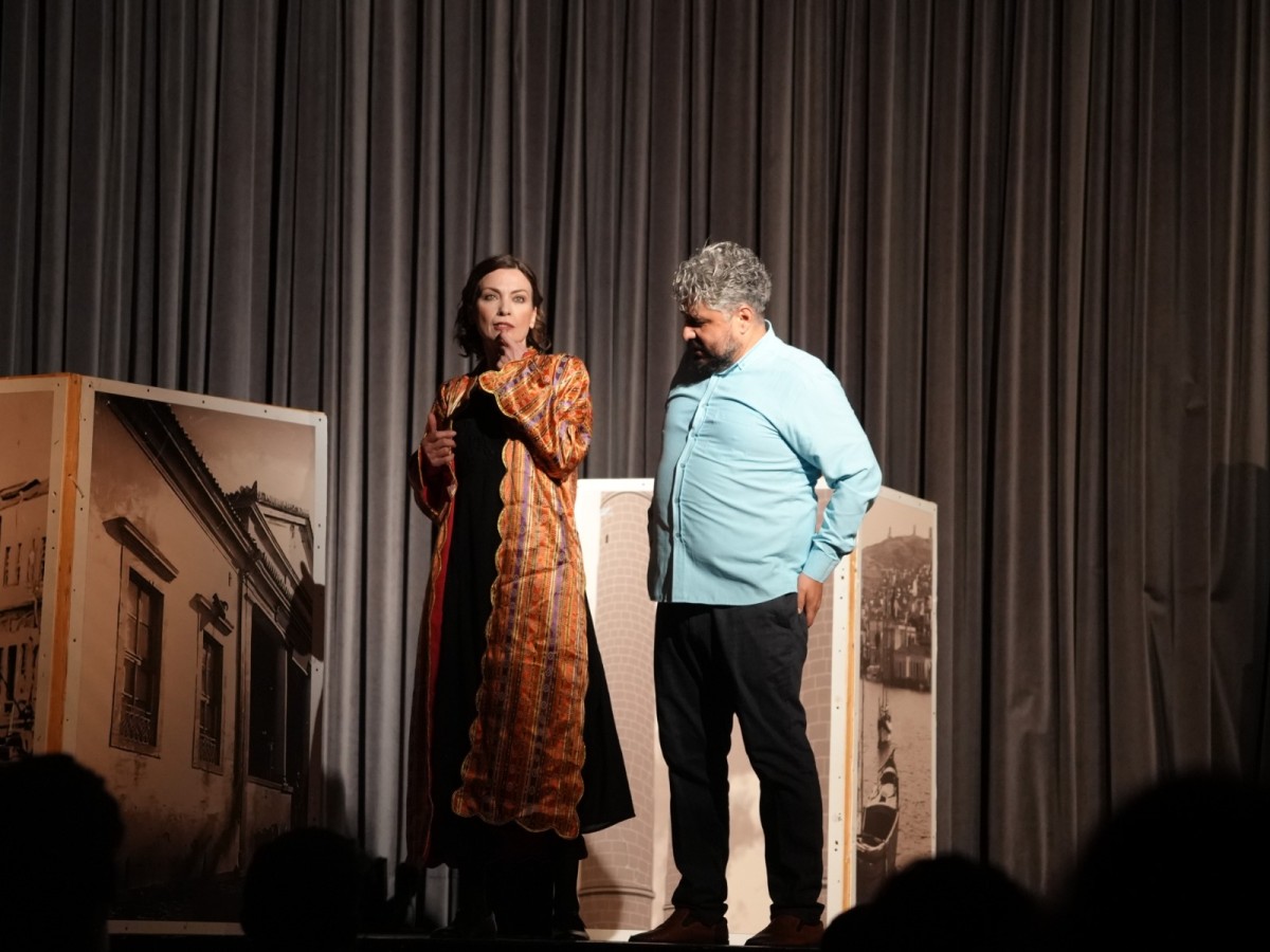 YALOVA BELEDİYESİ’NİN DÜNYA TİYATRO ETKİNLİKLERİ BAŞLADI