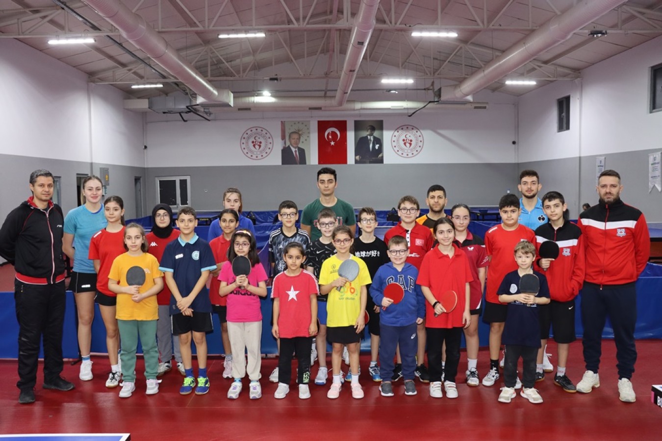 YALOVA BELEDİYESPOR MASA TENİSİ SPORCU FABRİKASI GİBİ