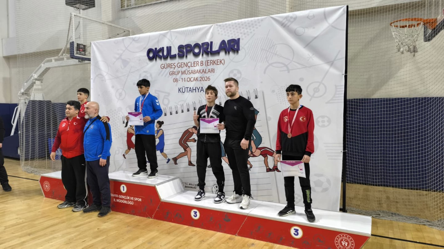 YALOVA BELEDİYESPORLU İSLAM MURZAEV TÜRKİYE ŞAMPİYONASI’NA YÜKSELDİ