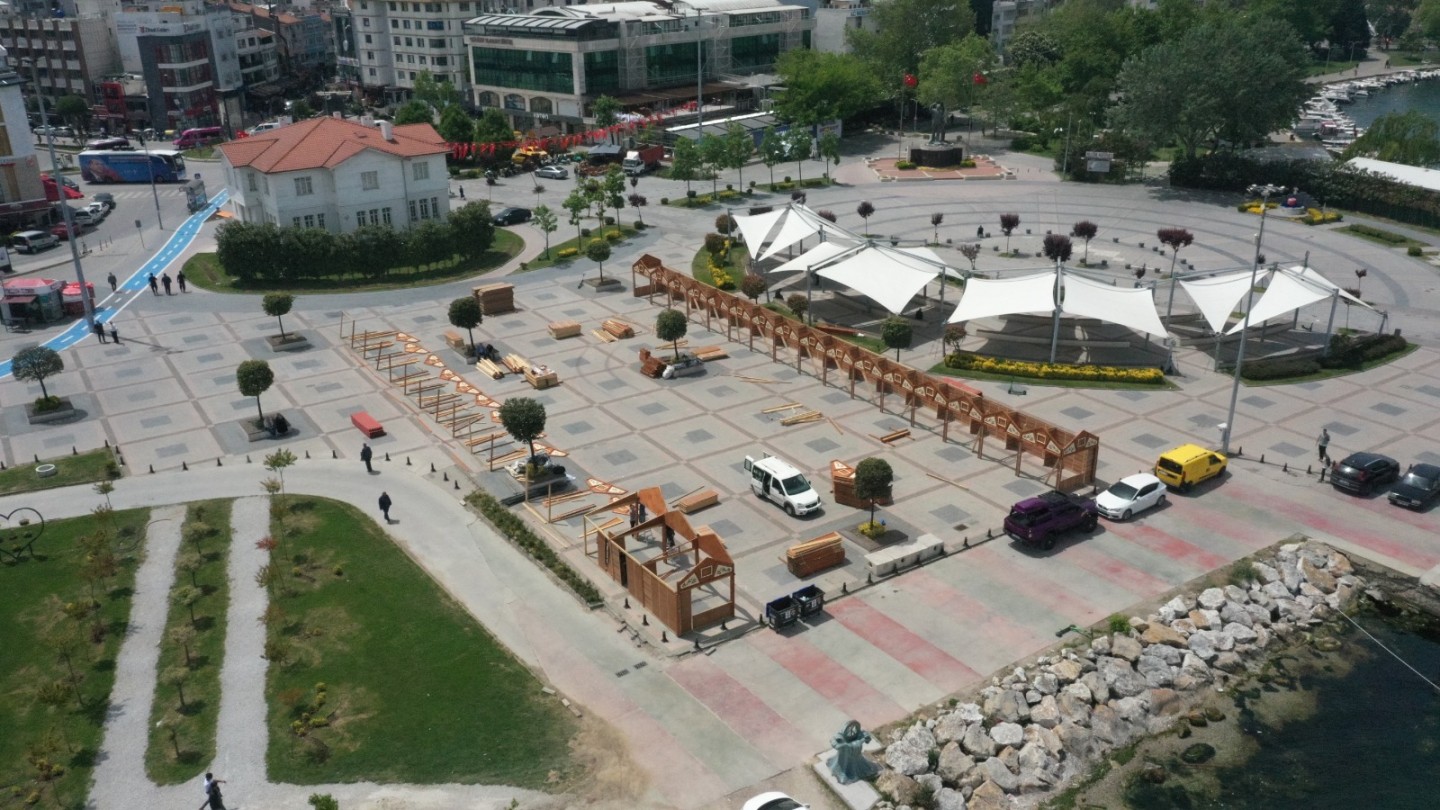 YALOVA, KİTAPSEVERLERİN BULUŞMA NOKTASI OLACAK