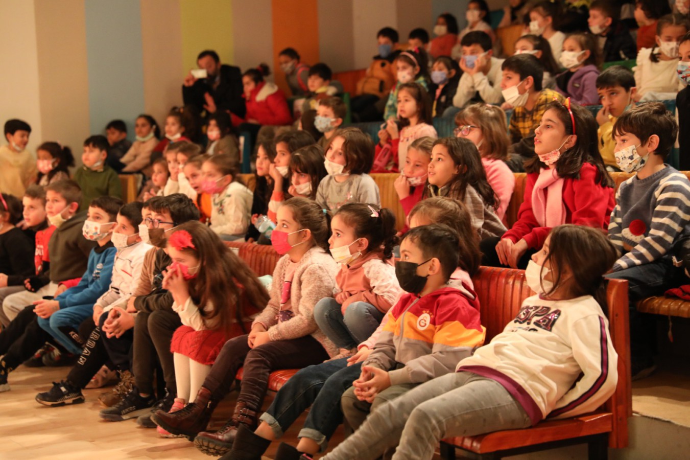 YALOVA’DA ÇOCUKLARIN NEŞESİ EĞLENCELİ CUMARTESİ GÜNLERİ