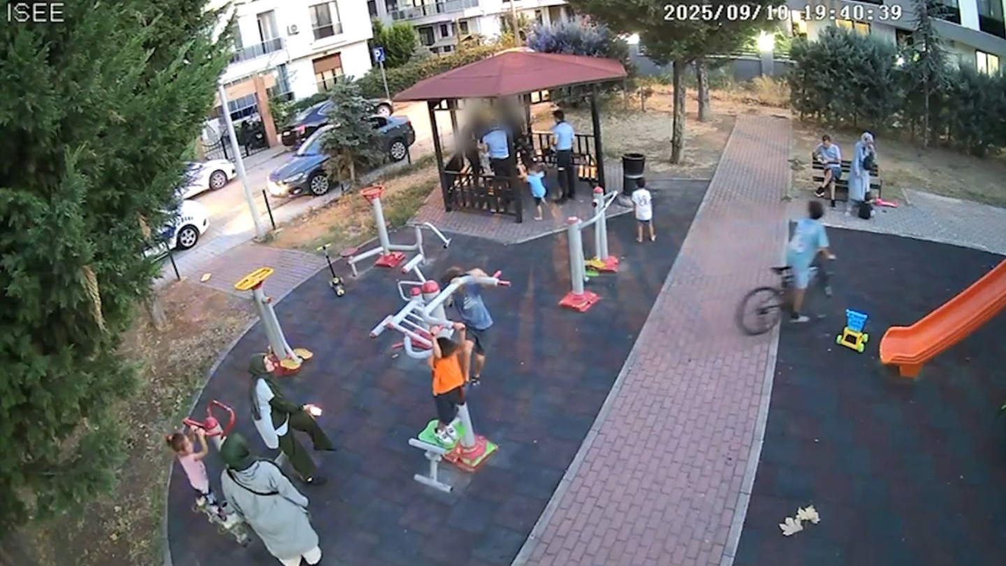 YALOVA’DA YERE İZMARİT ATANLARA 831 TL CEZA