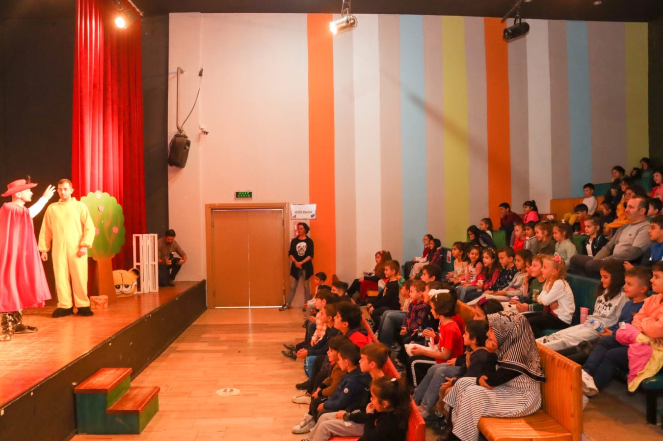 YALOVALI ÇOCUKLARA TİYATROLU MUTLULUK