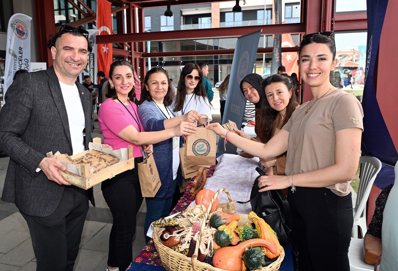YALOVA'NIN ATALIK TOHUMLARI BURSA'DA TANITILDI
