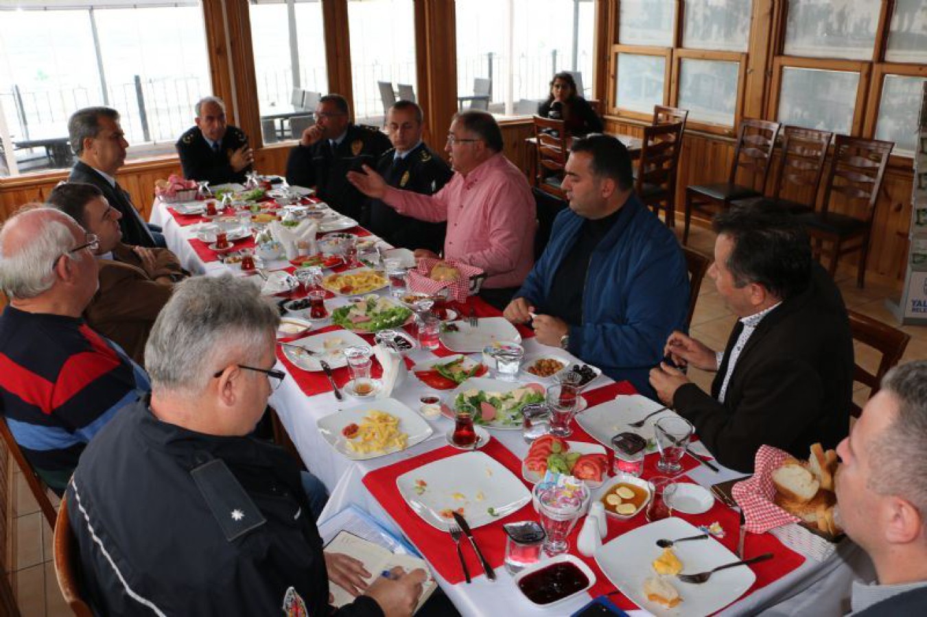 YALOVA’NIN TRAFİK SORUNU MASAYA YATIRILDI