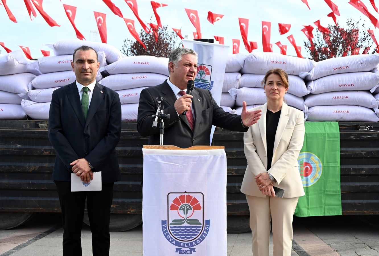 YEREL ÜRETİCİLERE 14 TON BUĞDAY TOHUMU DESTEĞİ