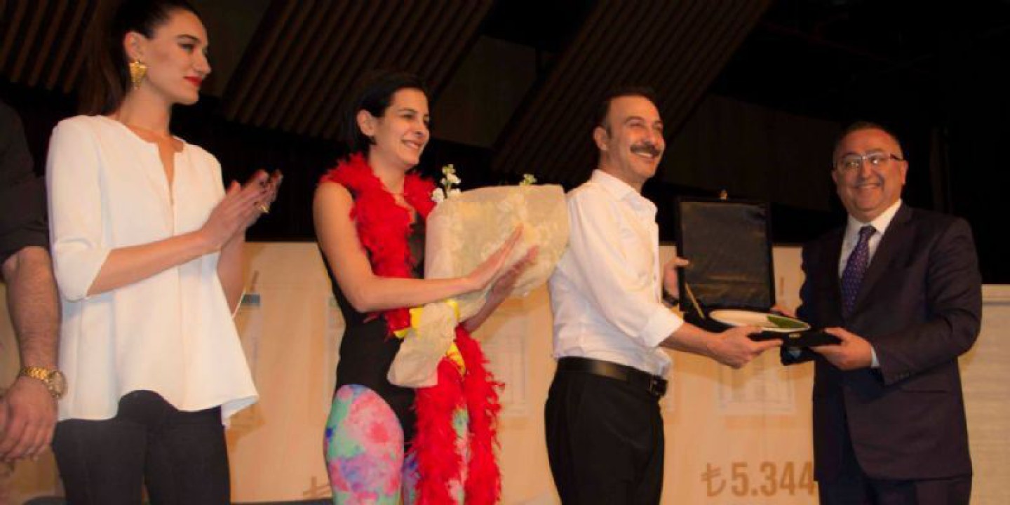 Yetersiz Bakiye Kahkaha Fırtınası Estirdi