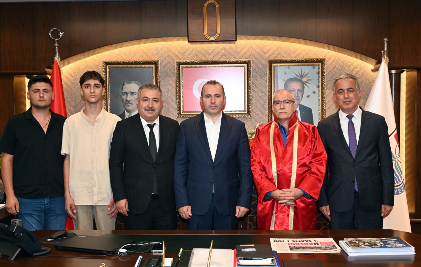 YILIN AHİSİNDEN BAŞKAN TUTUK’A ZİYARET