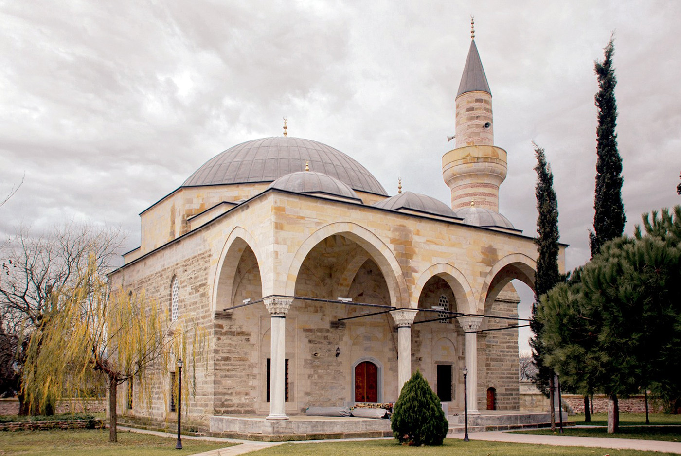 HERSEKZADE AHMET PAŞA CAMİİ